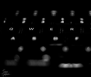 Превью обои клавиатура, клавиши, черно-белый, черный