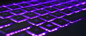 Превью обои клавиатура, подсветка, фиолетовый