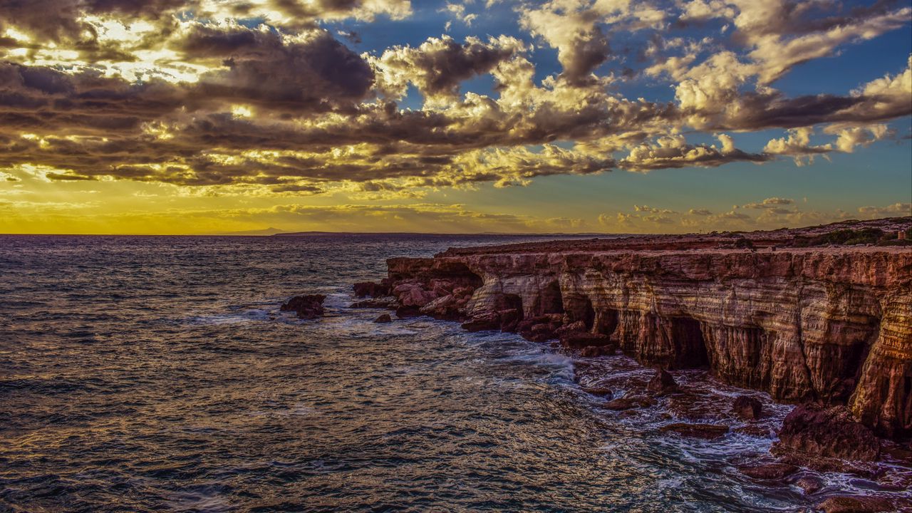 Обои клифф, море, берег, камни, небо, hdr