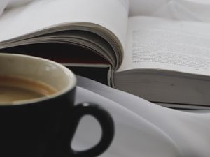 Превью обои книга, чашка, кофе, уют