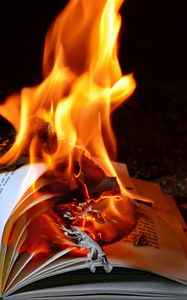 Превью обои книга, огонь, пламя