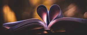 Превью обои книга, страницы, сердце, любовь, блики