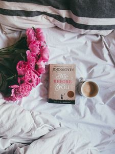 Превью обои книга, цветы, кофе, постель, настроение