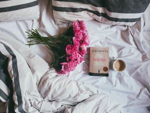 Превью обои книга, цветы, кофе, постель, настроение