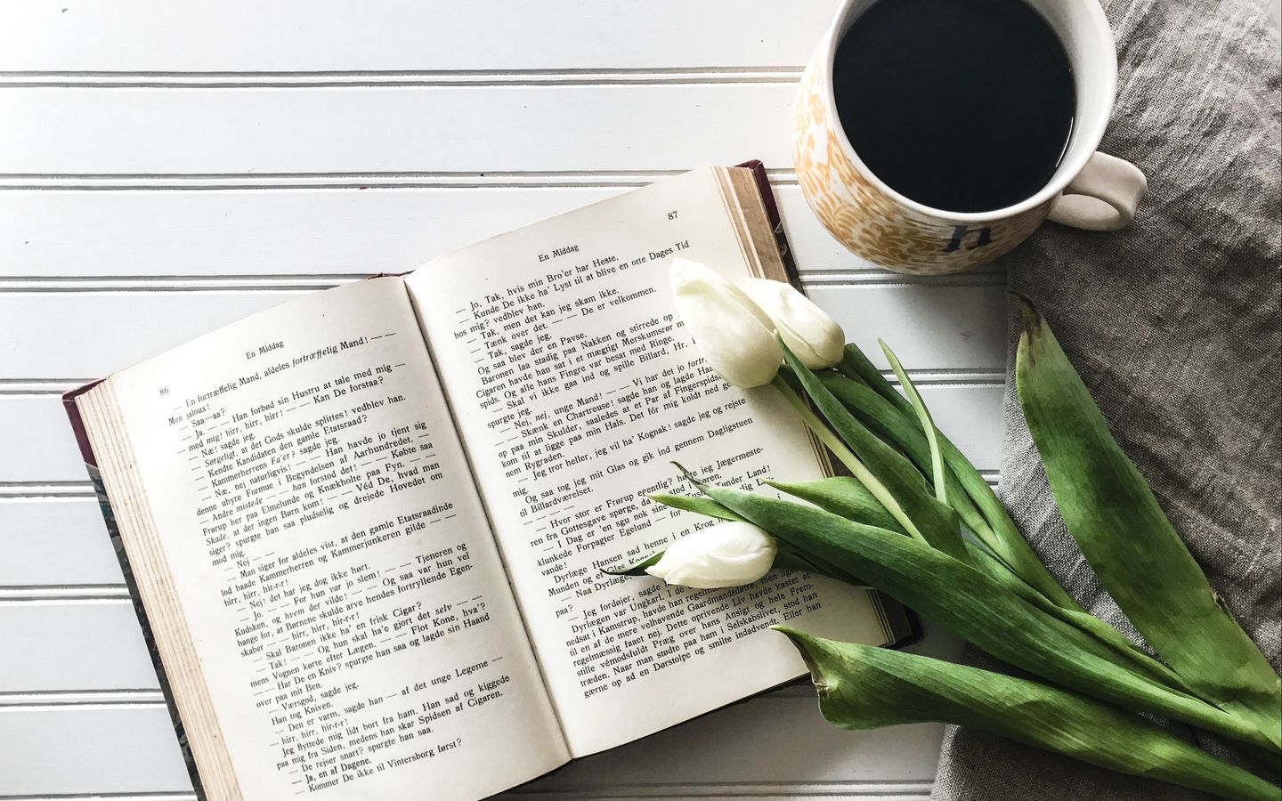 Красивые обои книжки