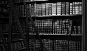 Превью обои книги, библиотека, лестница, темный