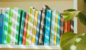 Превью обои книги, библиотека, полка, чтение