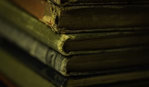 Превью обои книги, обложки, старый, макро