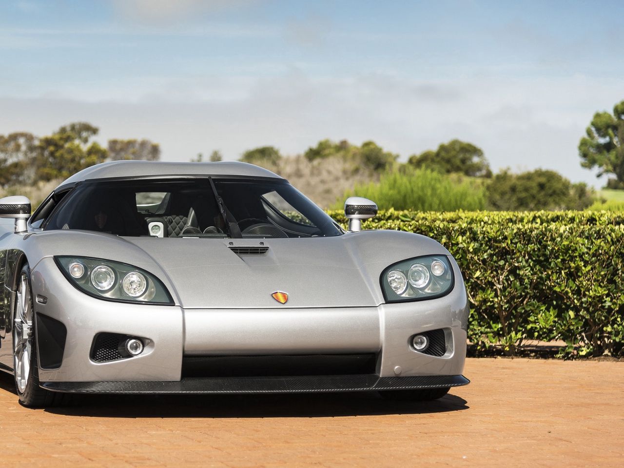 Машина Koenigsegg CCX