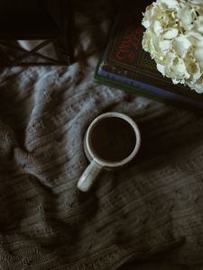 Превью обои кофе, чашка, книга, цветы, ткань