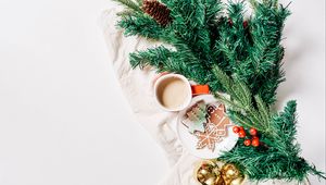 Превью обои кофе, чашка, печенье, хвоя, новый год, рождество