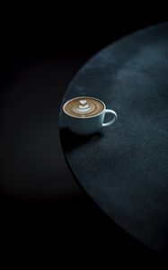 Превью обои кофе, чашка, стол, минимализм, темный