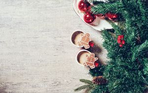 Превью обои кофе, печенье, елка, шишки, украшения, новый год, рождество