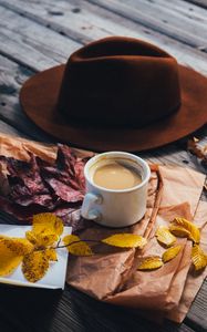 Превью обои кофе, шляпа, листья