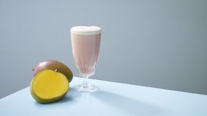 Превью обои коктейль, напиток, стакан, манго