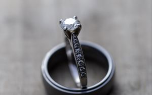 Превью обои кольца, любовь, пара, свадьба, драгоценности, украшения