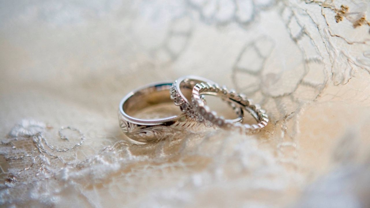Обои кольца, свадьба, любовь, узоры, золото