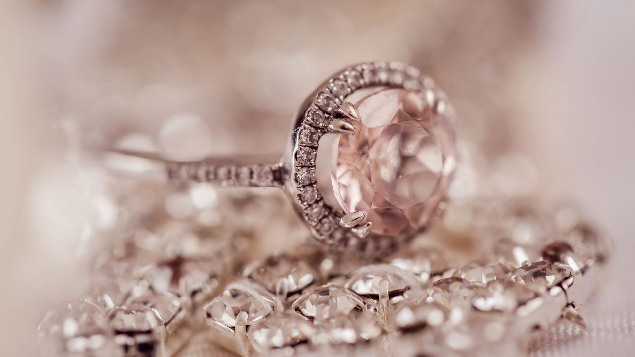 Обои кольцо, алмаз, ювелирное изделие