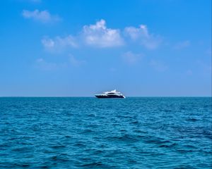 Превью обои корабль, яхта, море, горизонт, вода, небо