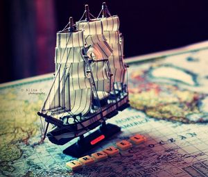 Превью обои корабль, карта, мир, сувенир