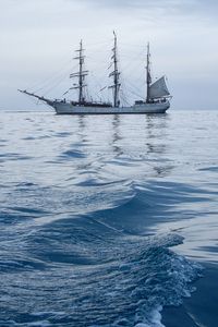 Превью обои корабль, море, волны, вода
