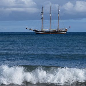 Превью обои корабль, парусник, море, волны, океан