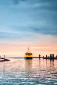 Превью обои корабль, порт, море, закат