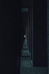Превью обои коридор, колонны, темный