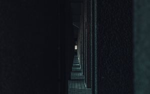 Превью обои коридор, колонны, темный