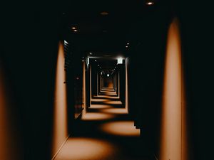Превью обои коридор, тоннель, свет, освещение, темный