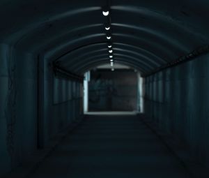 Превью обои коридор, тоннель, свет, темный