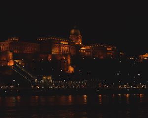 Превью обои королевский дворец, дворец, огни, венгрия, будапешт
