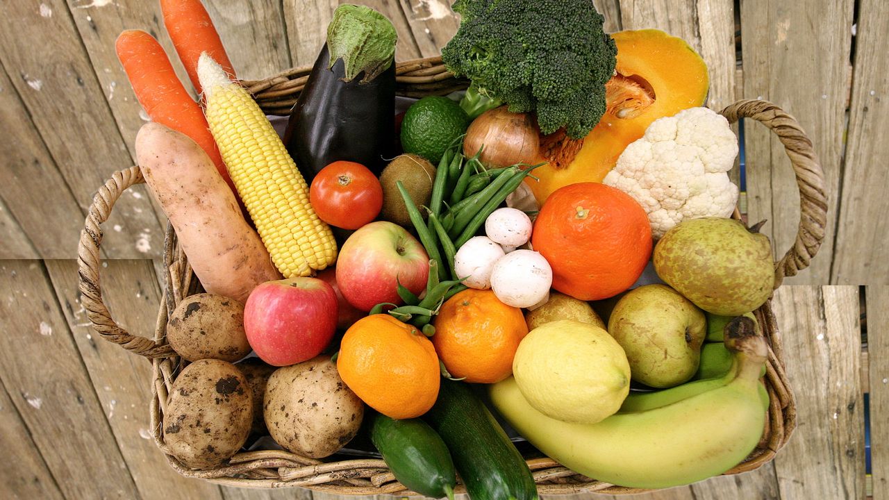 Обои корзина, овощи, фрукты, еда