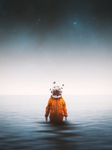 Превью обои космонавт, скафандр, бабочки, сюрреализм, море, горизонт