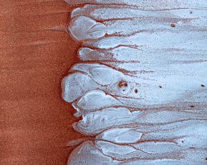 Превью обои краска, fluid art, разводы, жидкость, блестки, коричневый