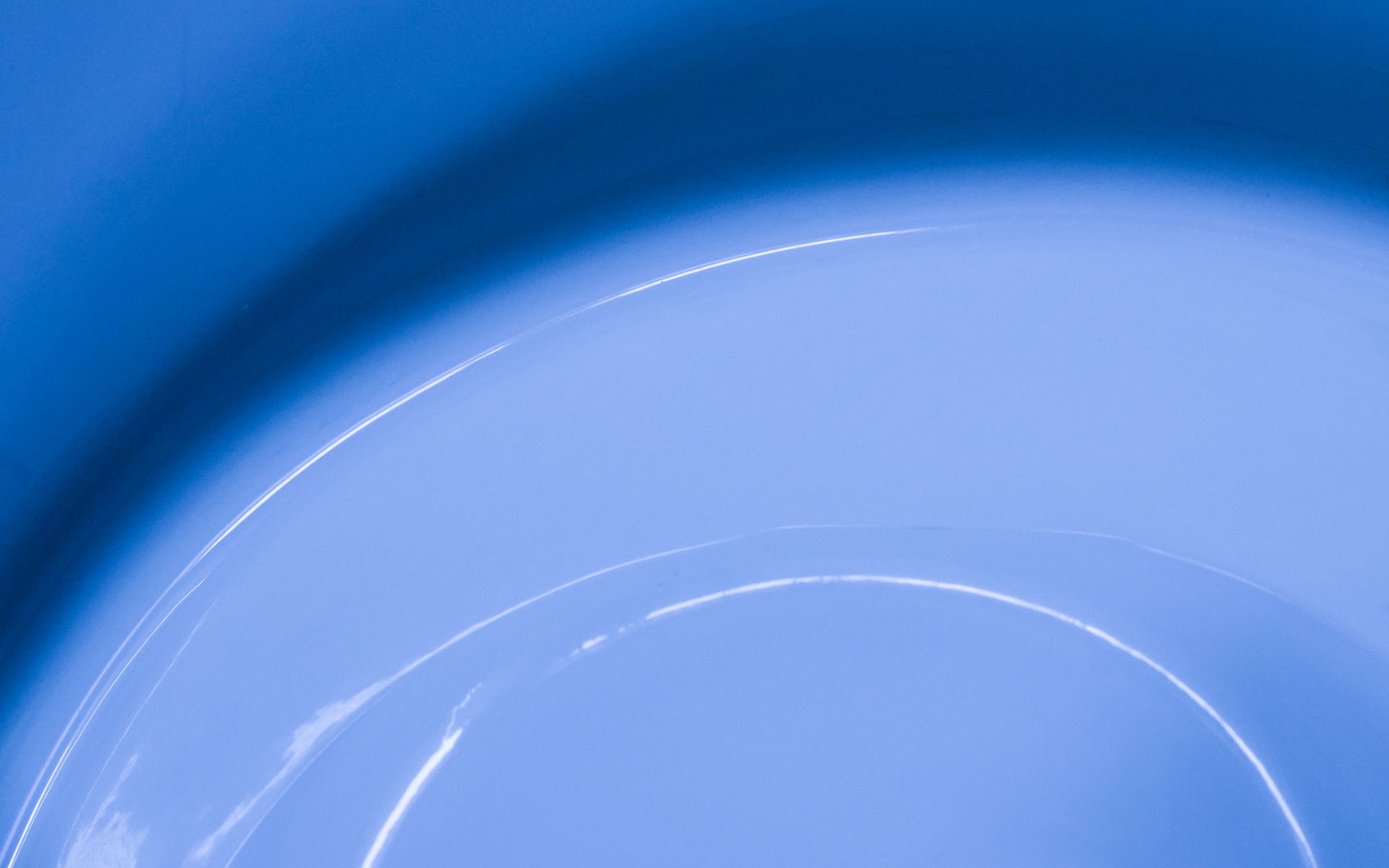 Абстракция круги. Blue Liquid Wallpaper. Обои 2160 1350 краска. Обои 16 10