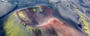 Превью обои кратер, поверхность, рельеф, вид сверху