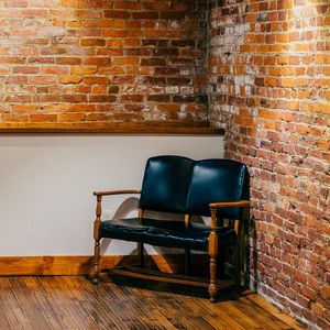 Превью обои кресло, стена, кирпичный, мебель