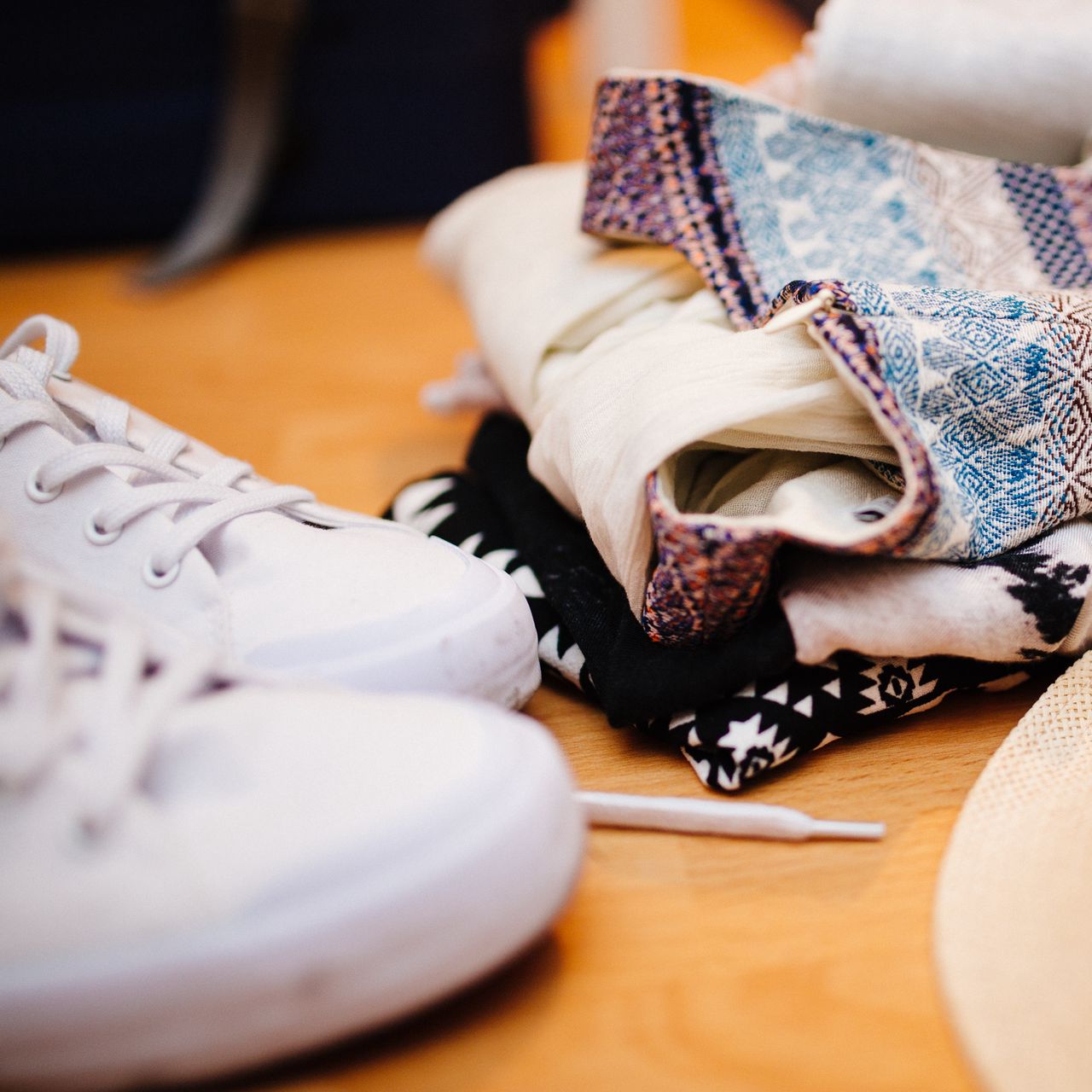 Swap things. Одежда и обувь. Текстиль одежда. Текстильные вещи. Одежда обувь текстиль.