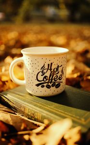 Превью обои кружка, книга, кофе, надпись