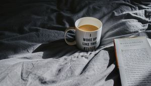 Превью обои кружка, кофе, книга, утро