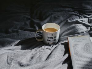 Превью обои кружка, кофе, книга, утро