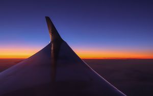 Превью обои крыло самолета, небо, полет, горизонт, закат