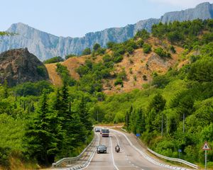 Превью обои крым, дорога, горы, деревья