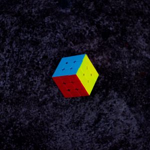 Превью обои кубик рубик, куб, разноцветный, левитация