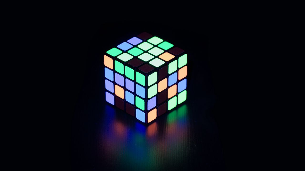 Обои кубик рубика, неон, свечение, разноцветный