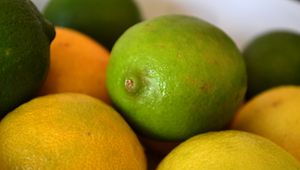 Превью обои лайм, лимон, фрукт, цитрус
