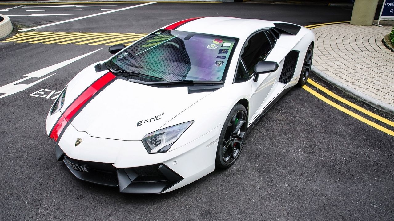 Обои lamborghini aventador, белый, спорткар