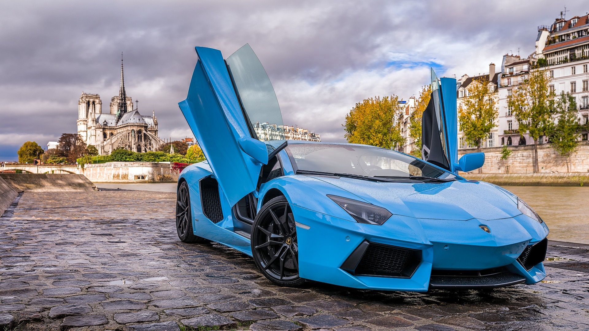 Ferrari Aventador электромобиль