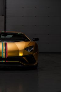 Превью обои lamborghini aventador, lamborghini, спорткар, вид спереди, золотой